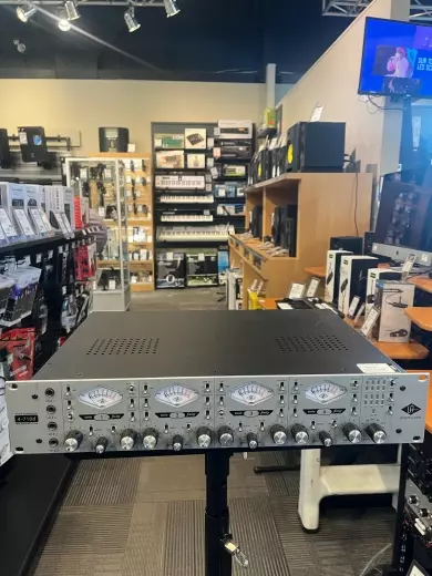 Universal Audio - 4-710D